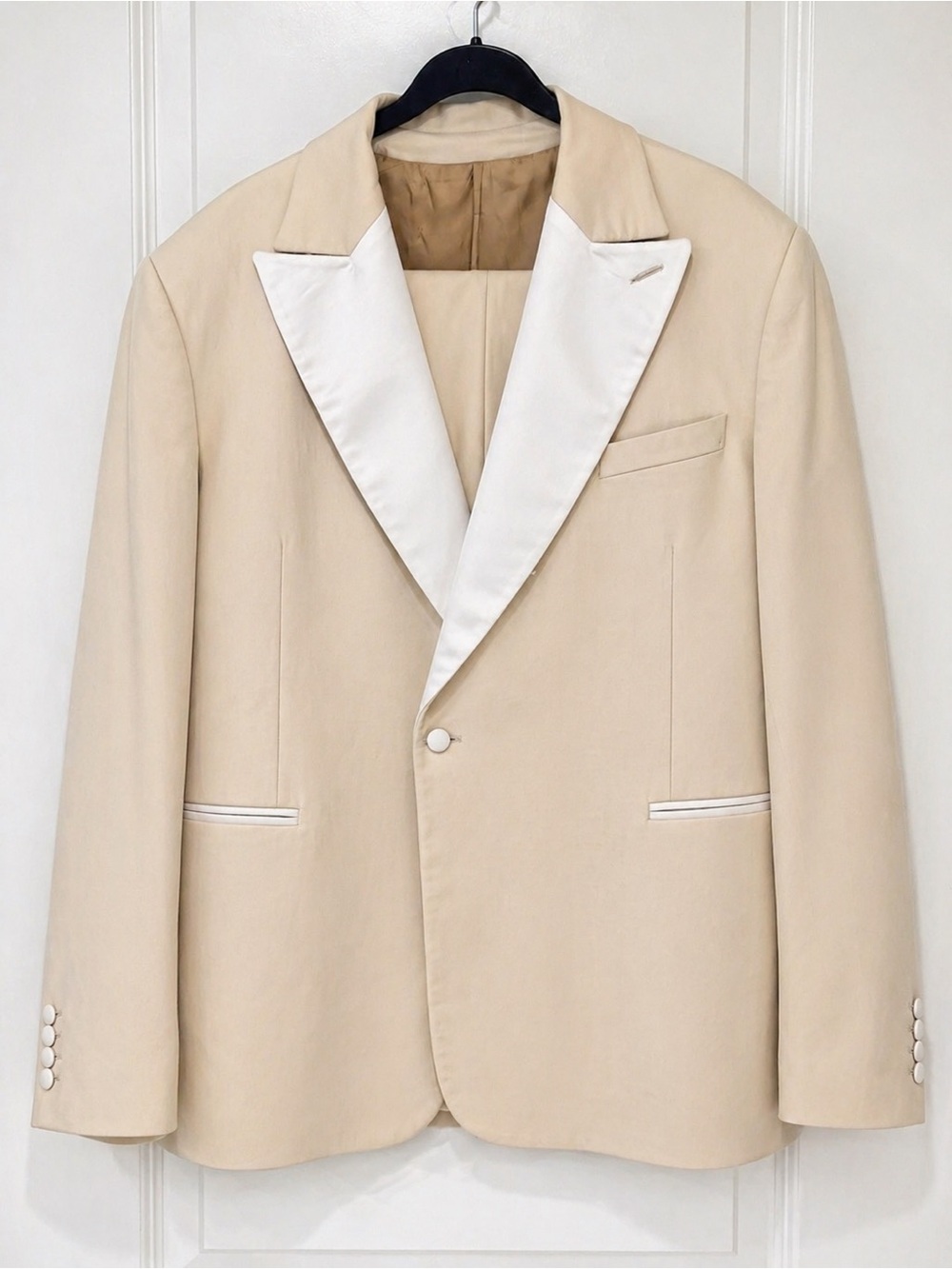 Cream Tuxedo Jacket with White Satin Peak Lapel